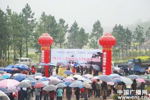 賞油菜花海 品農(nóng)家風(fēng)情 “美麗武穴”鄉(xiāng)村游醉美“自駕游”