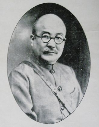 井勿幕、井岳秀后裔：我們經(jīng)歷了爺爺墓園的變遷