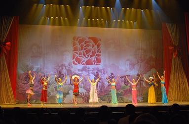 “文化中國·辛亥百年”赴北美藝術團在溫哥華首演
