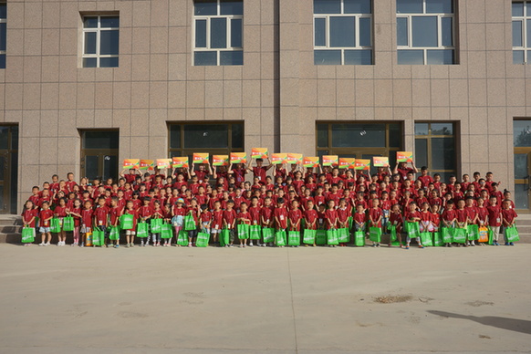 “神墨杯”珠心算比156人名小學(xué)員同臺爭霸