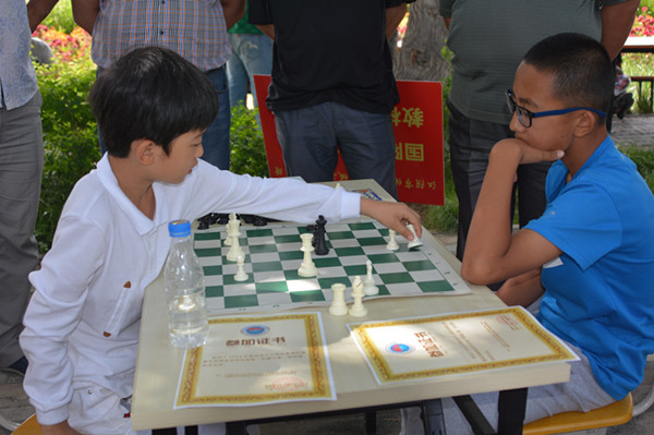 千人國際象棋比賽在霍城縣拉開戰(zhàn)幕