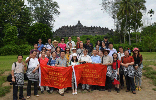 石大兩教師應(yīng)邀赴印尼參加中印文化交流活動