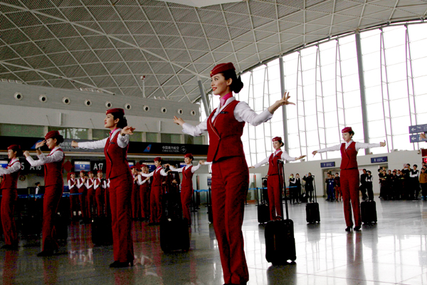 南航新疆:讓“年味”伴隨旅客返鄉(xiāng)之路