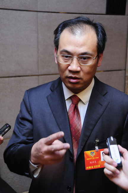 政協(xié)代表談環(huán)保：公民的基本環(huán)境權應當受到法律保護