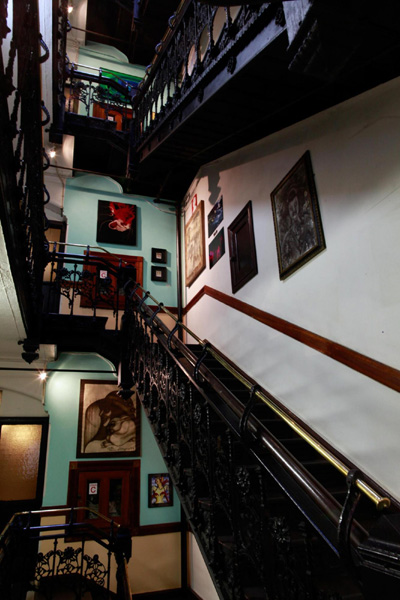 Haven for New York artists, Chelsea Hotel for sale
