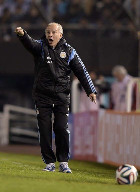 阿根廷熱身3-0 梅西遭嚴(yán)防