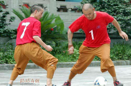 寺廟也熱世界杯 重慶佛學(xué)院有支足球隊(duì)