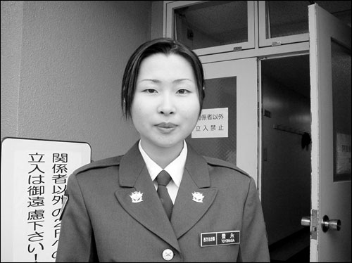 日本自衛(wèi)隊招來“芹菜小姐” 吸引女性非常方法