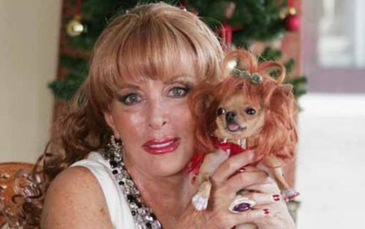 兒子憤怒了 美國女富豪給狗800萬英鎊給他65萬英鎊