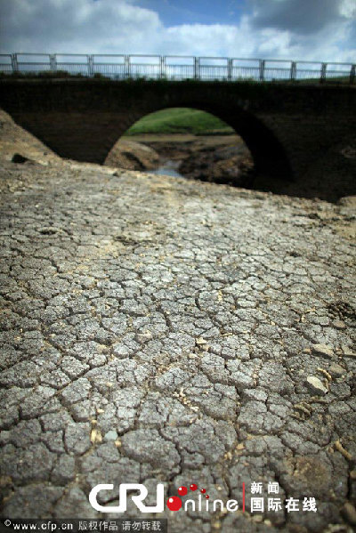 英格蘭遭遇近百年來最嚴(yán)重旱情 水庫干枯