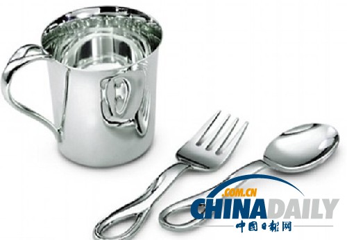 英國(guó)皇家寶寶出生在即 奢侈品牌推出昂貴嬰兒禮物