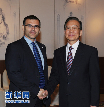 溫家寶會(huì)見立陶宛等中東歐國(guó)家領(lǐng)導(dǎo)人