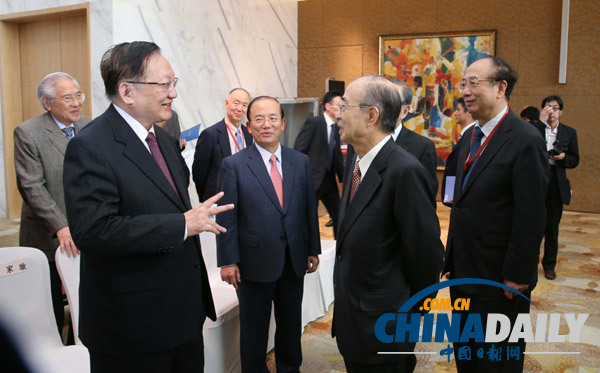 明石康:排它性的民族主義是日中共同敵人