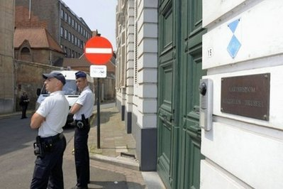 比利時(shí)天主教神職人員涉嫌虐童 遭警方突擊搜查