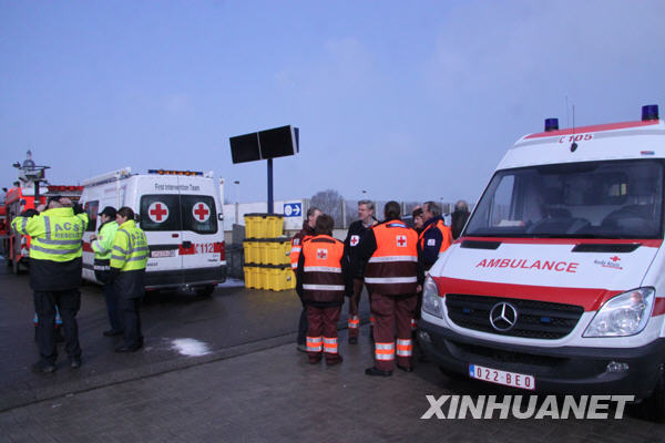 比利時(shí)火車相撞造成至少20人死亡（組圖）