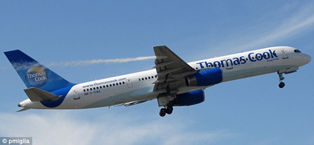 英國客機上演空中驚魂 飛行中燃油泄漏緊急迫降