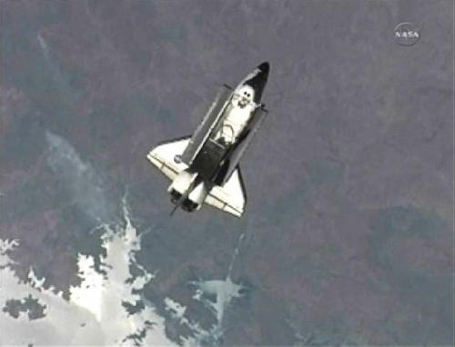高清組圖：“奮進(jìn)”號與空間站分離返回地球