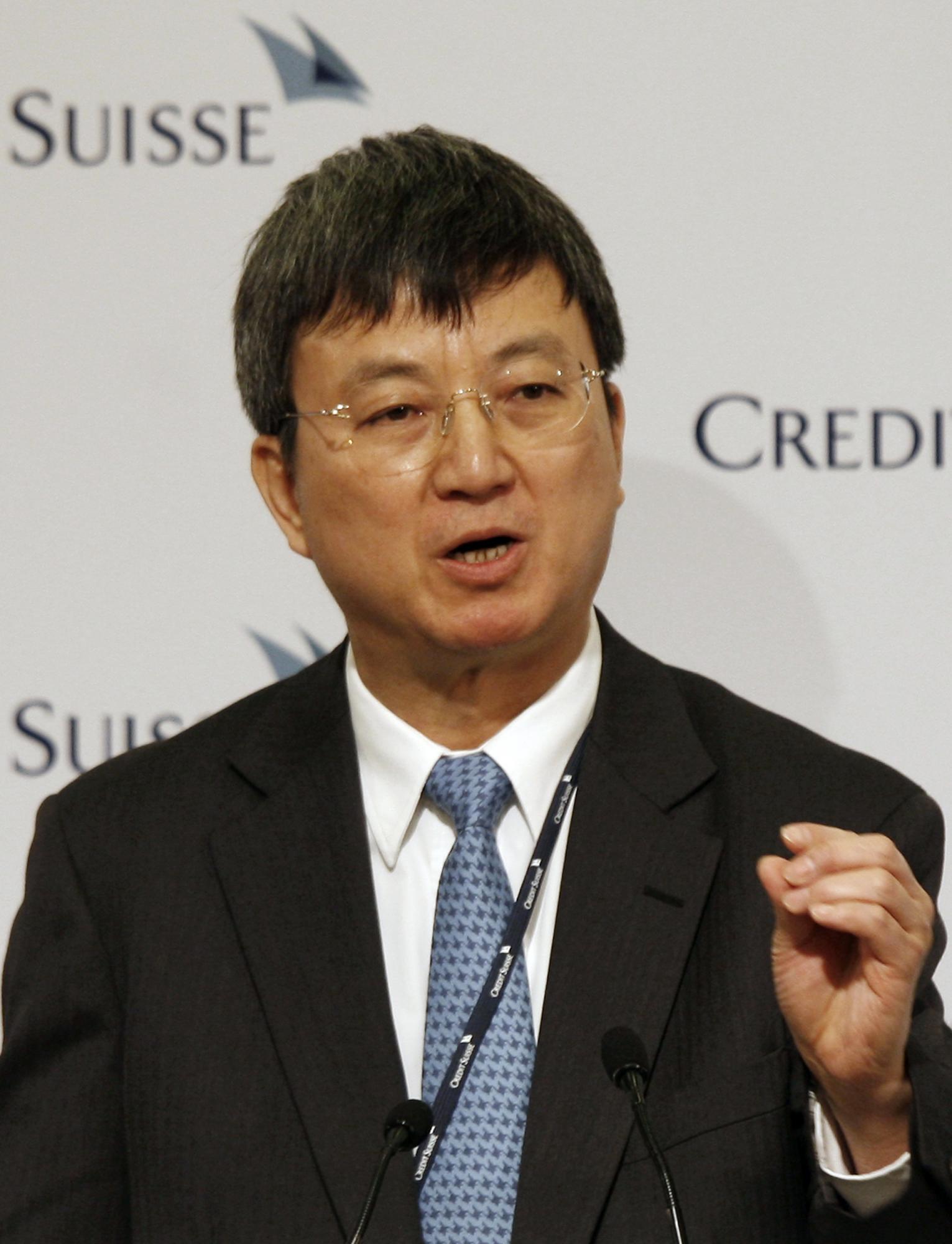 卡恩拒絕承認(rèn)任何罪名 我央行前副行長或任IMF副總裁