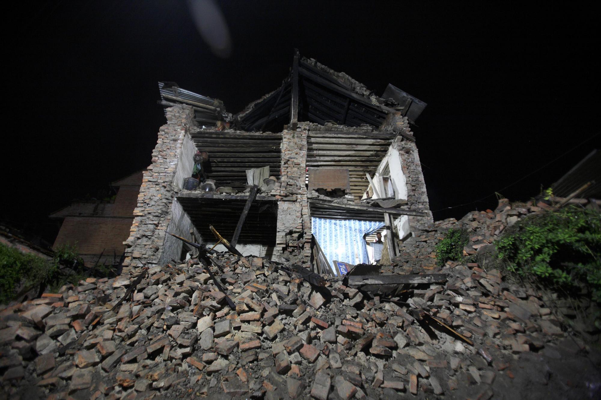 印度北部6.8級(jí)地震致3國50人死亡 中國啟動(dòng)四級(jí)救災(zāi)應(yīng)急響應(yīng)