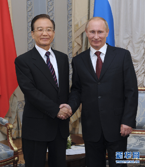 溫家寶會(huì)見(jiàn)俄羅斯總理普京