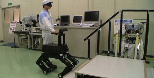 爬樓梯、躲障礙樣樣行 日本導(dǎo)盲機(jī)器狗將惠及萬(wàn)千盲人