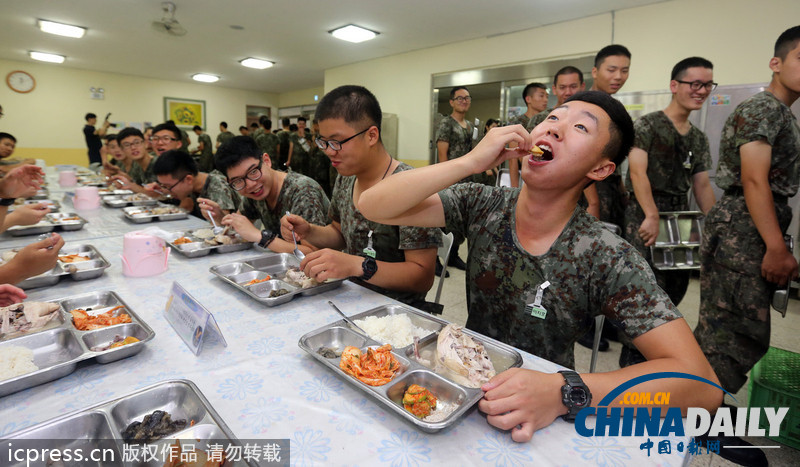 美味大補超幸福！韓國陸軍訓(xùn)練食譜加入鮑魚參雞湯