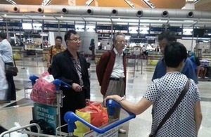 普京紅場講話力挺克里米亞入俄 烏克蘭裝甲車待命