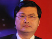 長江商學(xué)院金融學(xué)教授周春生