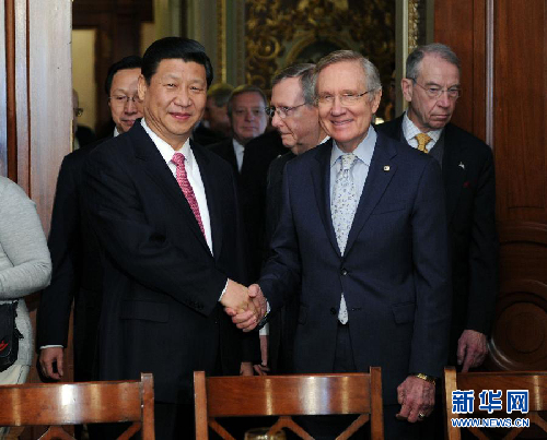 習(xí)近平會(huì)見美國國會(huì)參議院多數(shù)黨領(lǐng)袖里德