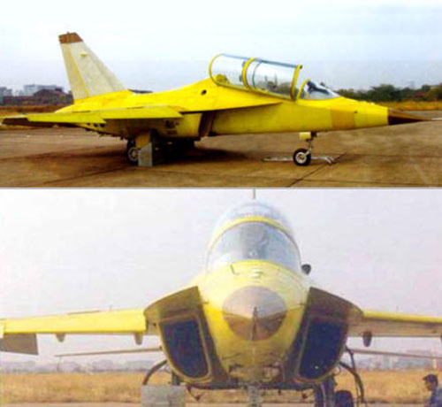 中國“獵鷹”第三代高級教練機(jī)研制成功
