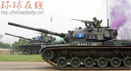 臺軍CM11主力戰(zhàn)車進(jìn)行多項目操演