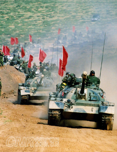 北京軍區(qū)舉行“北劍-0607(S)”對抗演習
