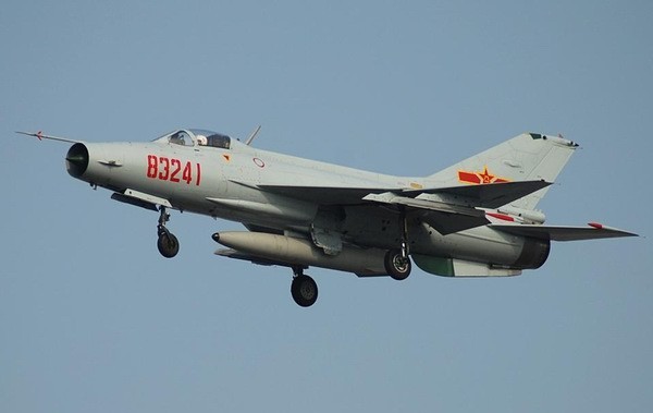 中國(guó)空軍現(xiàn)役機(jī)型圖集