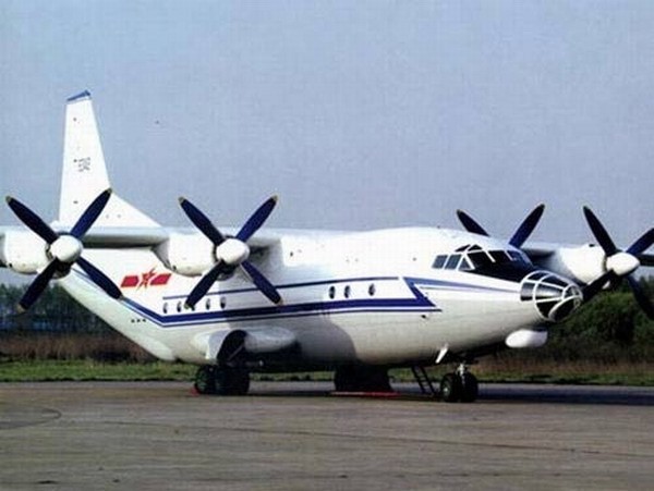 中國空軍現(xiàn)役機型圖集