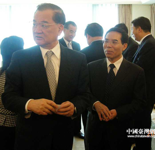河北文化代表團在臺北拜會連戰(zhàn)、吳伯雄（組圖）