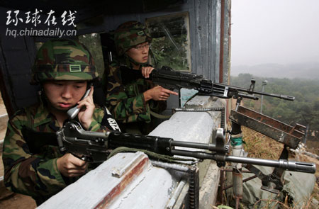 韓國軍隊(duì)加強(qiáng)警戒