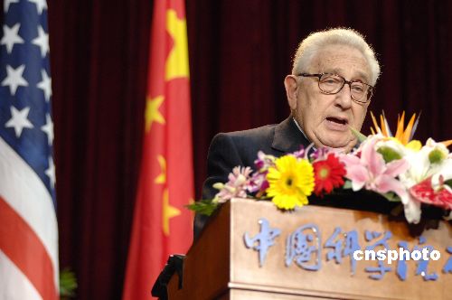 基辛格：我們需要中國(guó)崛起