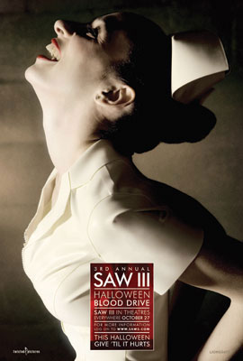 萬圣節(jié)鬼片當(dāng)?shù)溃?/>電鋸驚魂3 Saw III</p>

<p>其它譯名： Saw 3<br/>
類 型： 恐怖 / 犯罪 / 驚悚<br/>
導(dǎo) 演： 達(dá)倫·鮑斯曼 Darren Lynn Bousman<br/>
編 ?。?Leigh Whannell<br/>
主要演員： 托賓·貝爾 Tobin Bell<br/>
　　安格斯·麥克菲戴恩 Angus MacFadyen<br/>
　　迪娜·邁耶 Dina Meyer<br/>
　　Kim Roberts<br/>
　　Shawnee Smith<br/>
上映日期： 2006-10-27<br/>
國(guó)家地區(qū)： 美國(guó)</p>

<p><br/>
《電鋸驚魂》系列電影，電影里以極具創(chuàng)意而血腥的殺人游戲，教訓(xùn)不珍惜生命的毒蟲、殺人犯、而深獲驚悚片影迷一致好評(píng)。<br/>
<br/>
當(dāng)警方正企圖逮捕拼圖殺人狂歸案之際，女醫(yī)生蓮恩戴倫（貝海兒舒米克 飾）卻未警覺自己將成為下個(gè)死亡游戲的目標(biāo)。某晚當(dāng)蓮恩從醫(yī)院下班時(shí)，慘遭拼圖殺人狂（托賓貝爾 飾）綁架，她醒來時(shí)發(fā)現(xiàn)自己被捆綁在一間廢棄的空屋里頭，除此之外還有另外一名被害男子杰夫（安格斯麥菲恩 飾）；此時(shí)拼圖殺人狂已經(jīng)面臨瀕死邊緣，蓮恩被告知她必須讓拼圖殺人狂活下去，否則她和杰夫必須得死，在拼圖殺人狂微弱心跳限時(shí)內(nèi)，心急如焚的蓮恩設(shè)法讓拼圖殺人狂存活，但她萬萬沒想到，拼圖殺人狂暗地里其實(shí)還有更可怕的殺人計(jì)劃……。<br/>
</p>

<div width=