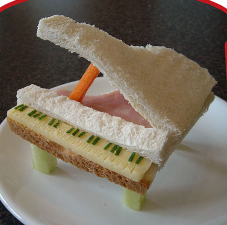 如何做飯孩子才愛(ài)吃？英一父親創(chuàng)異型三明治成名人
