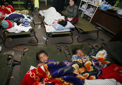 印尼強(qiáng)震死者人數(shù)上升至57人 2萬多幢建筑受損