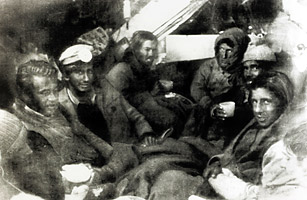 圖：美《時代》盤點十大救援奇跡 中國王家?guī)X位列第一