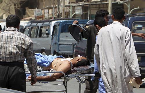 伊拉克發(fā)生自殺式炸彈襲擊 48人死亡包括士兵