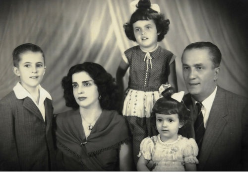 羅塞夫當(dāng)選巴西首位女總統(tǒng) 曾參加游擊隊入獄受酷刑