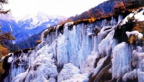 另類九寨溝：紅葉與初雪的浪漫約會(huì)
