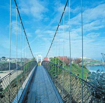 英小島傳奇老房出售 曾接待柯南•道爾、外出須過吊橋