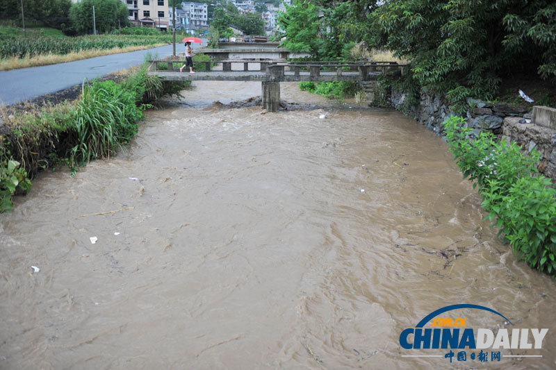 強(qiáng)臺(tái)風(fēng)“?？?#8221;登陸 浙蘇滬積極應(yīng)對(duì)