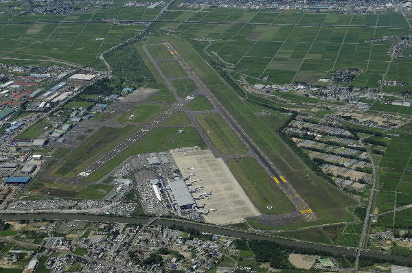 日本仙臺(tái)機(jī)場發(fā)現(xiàn)疑似二戰(zhàn)美軍啞彈 取消一天全部航班