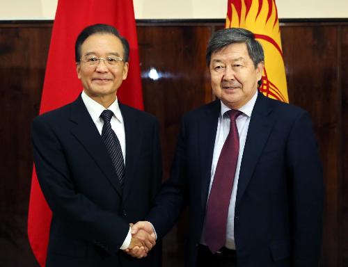溫家寶出席上海合作組織成員國總理第十一次會(huì)議并發(fā)表講話