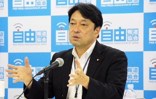 安倍正式出任日本新首相 女性任高級助手、新防衛(wèi)大臣對華強硬