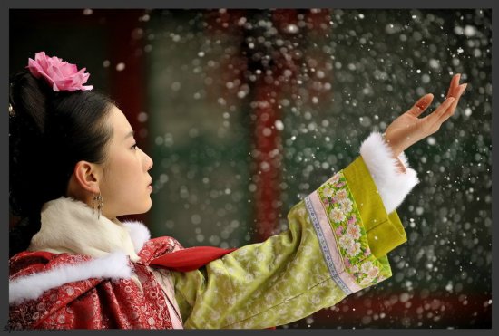 古韻悠悠姿態(tài)翩躚 娛樂(lè)圈最美古裝女子大搜羅